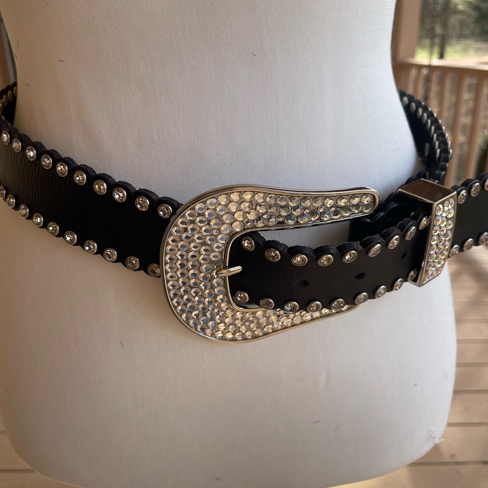 Black Studded Belt - Picture 3 of 4